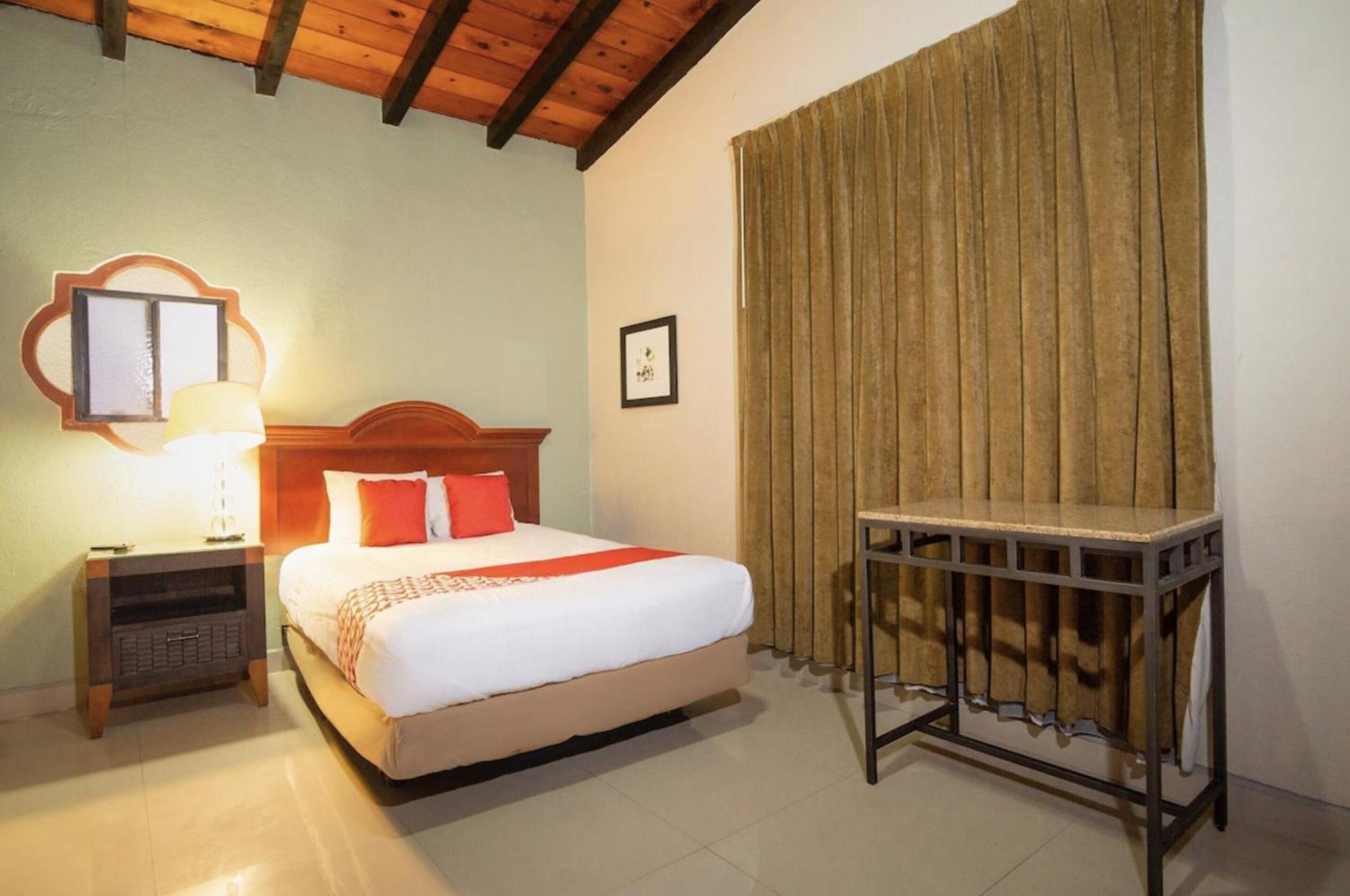 Hotel Hacienda Corteza *